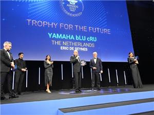 Yamaha's bLU cRU Program Wins 2022 FIM Award for the Future